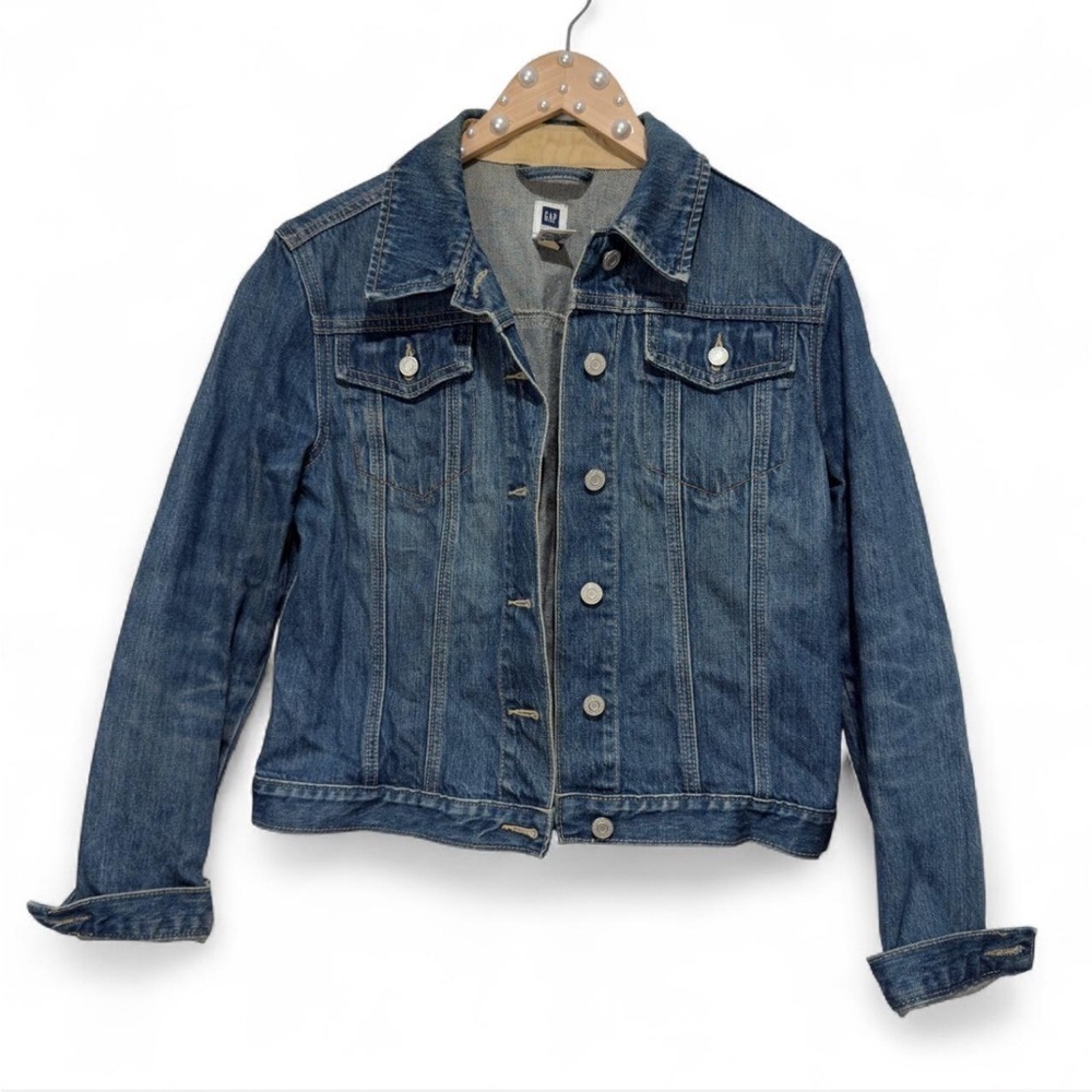 2000s Gap Denim Jacket Distressed Jean Jacket Blue Medium Wash, Vintage